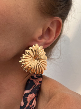 manjusaka欧美前沿风尚!时尚感镂空戒指镶钻工艺复古合金褶皱套装