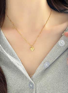 夏季时尚简约气质百搭爱心吊坠锁骨链小众设计高级感显白项链女