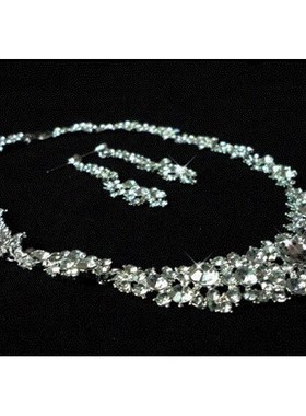 bridal jewelry two piece set of crystal necklace earrings