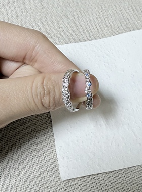 S999足银星光情侣甜酷气质小众设计轻奢高级百搭精致锆石开口对戒