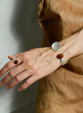 小圆勺烧白开口手镯戒指女