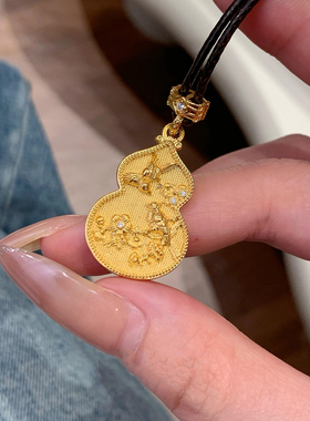 新中式金喜鹊梅花葫芦毛衣链女