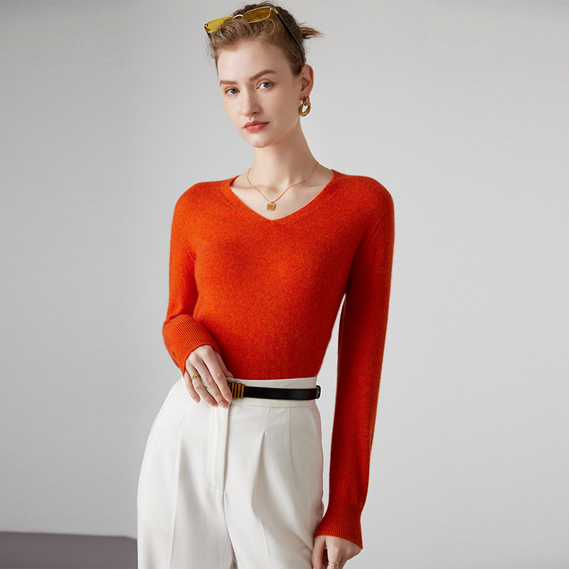 白鹿语简约V领女式羊绒衫2023冬新款时尚纯色打底百搭长袖羊毛衫,淘宝优惠券,粉丝福利购,淘宝优惠卷