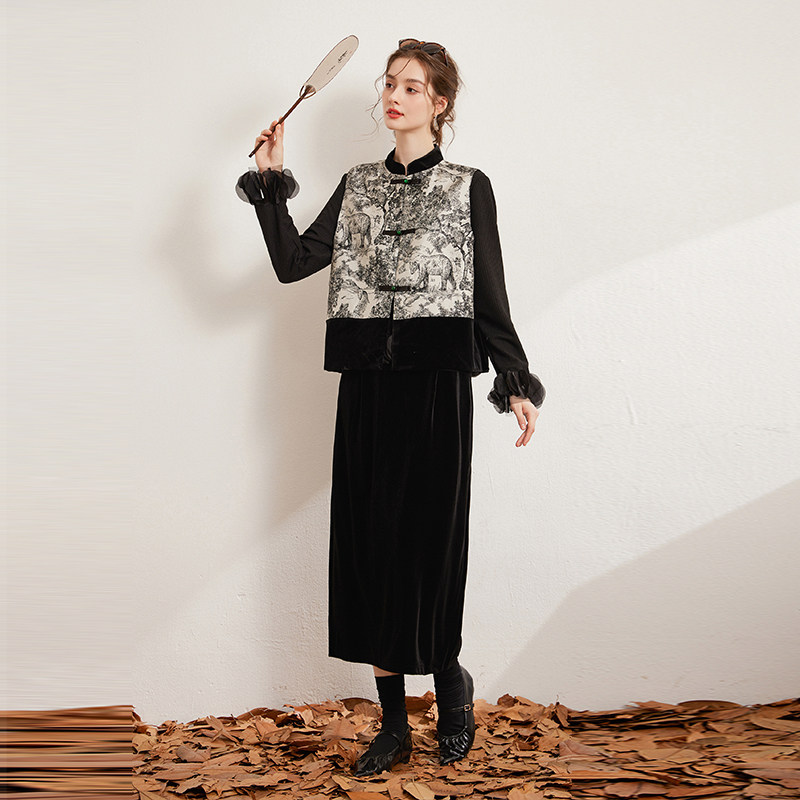 白鹿语国风盘扣时尚三件套秋新款马夹纯色半裙微弹打底套装女,淘宝优惠券,粉丝福利购,淘宝优惠卷