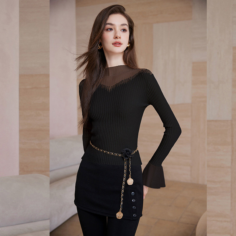 白鹿语甜美修身喇叭袖针织衫26春新款长袖显瘦打底衫内搭外穿上衣