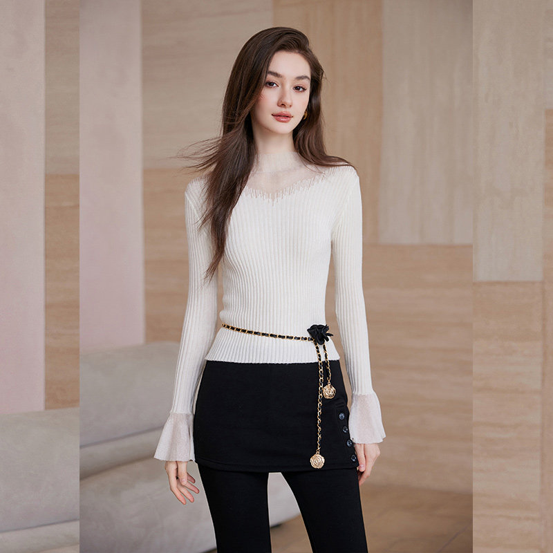 白鹿语甜美修身喇叭袖针织衫26春新款长袖显瘦打底衫内搭外穿上衣