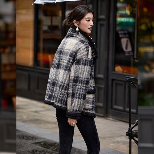白鹿语小香风两穿格纹加厚外套25秋冬新款韩版小众高级感毛绒大衣 - 图3