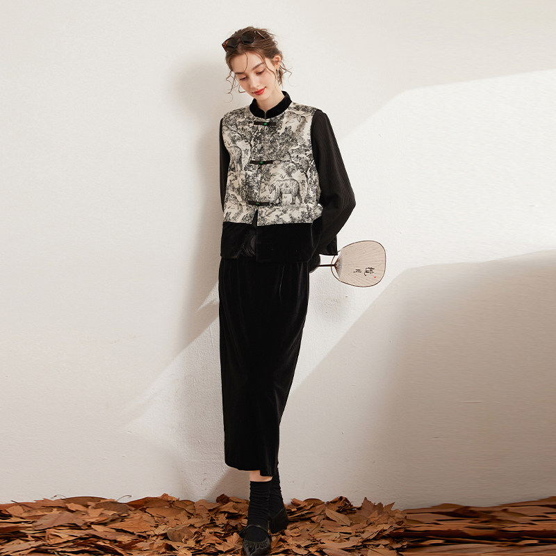 白鹿语国风盘扣时尚三件套秋新款马夹纯色半裙微弹打底套装女,淘宝优惠券,粉丝福利购,淘宝优惠卷