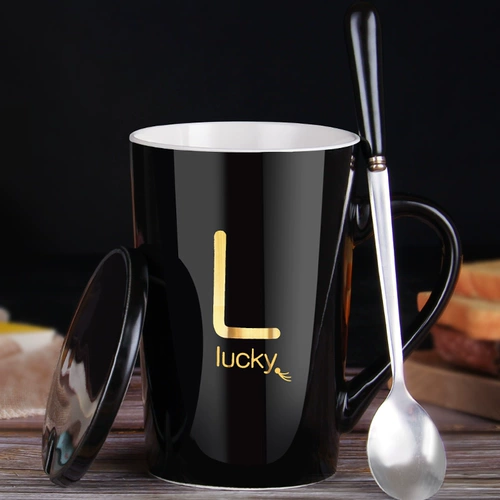 Креативная керамическая трендовая чайная чашка для влюбленных подходит для мужчин и женщин для домашнего использования