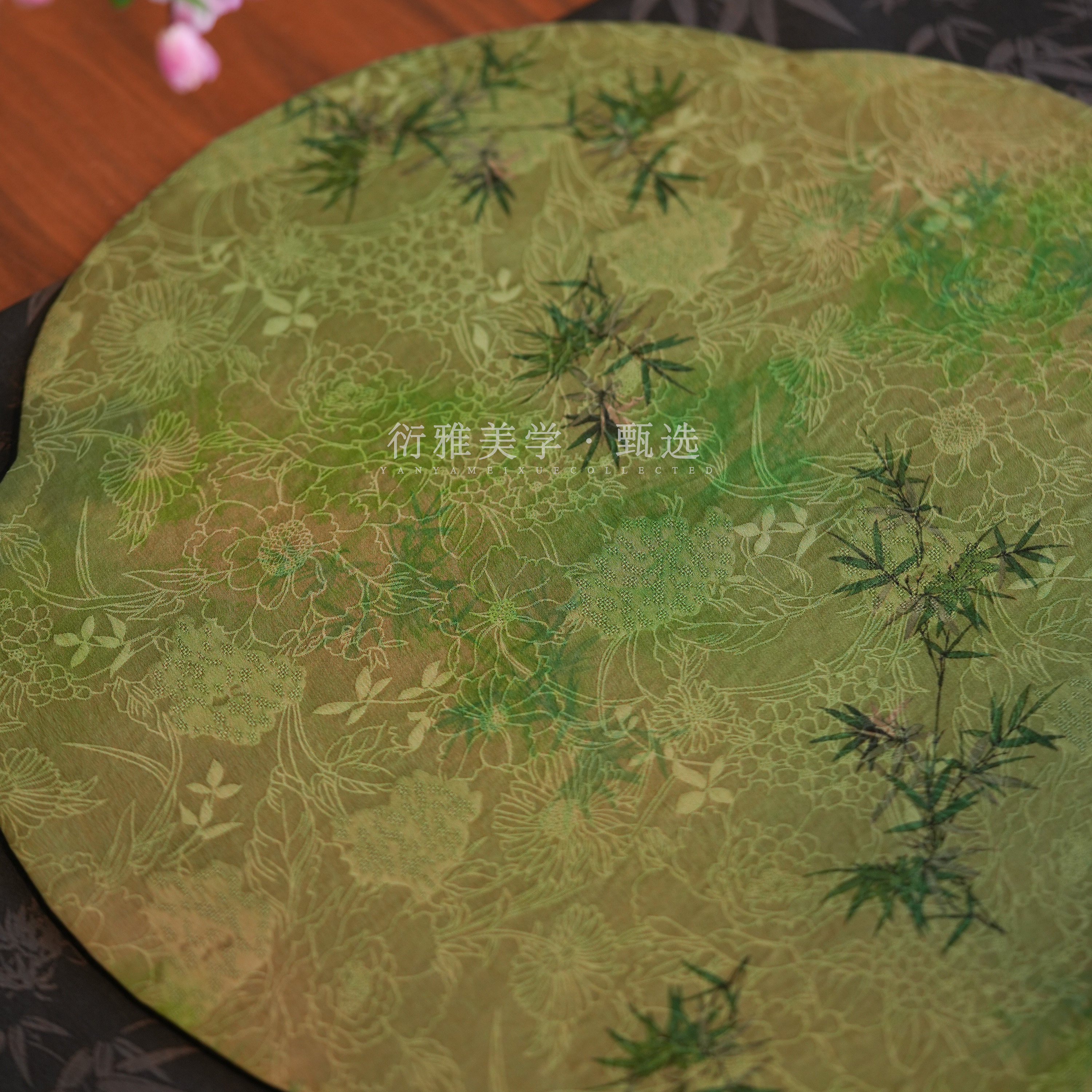 慢蓝茶席真丝香云纱海棠圆形垫子新中式禅意双面轻奢布艺桌旗41cm,淘宝优惠券,粉丝福利购,淘宝优惠卷