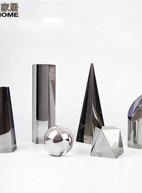 衣柜意式风道具高跟鞋抱枕软装