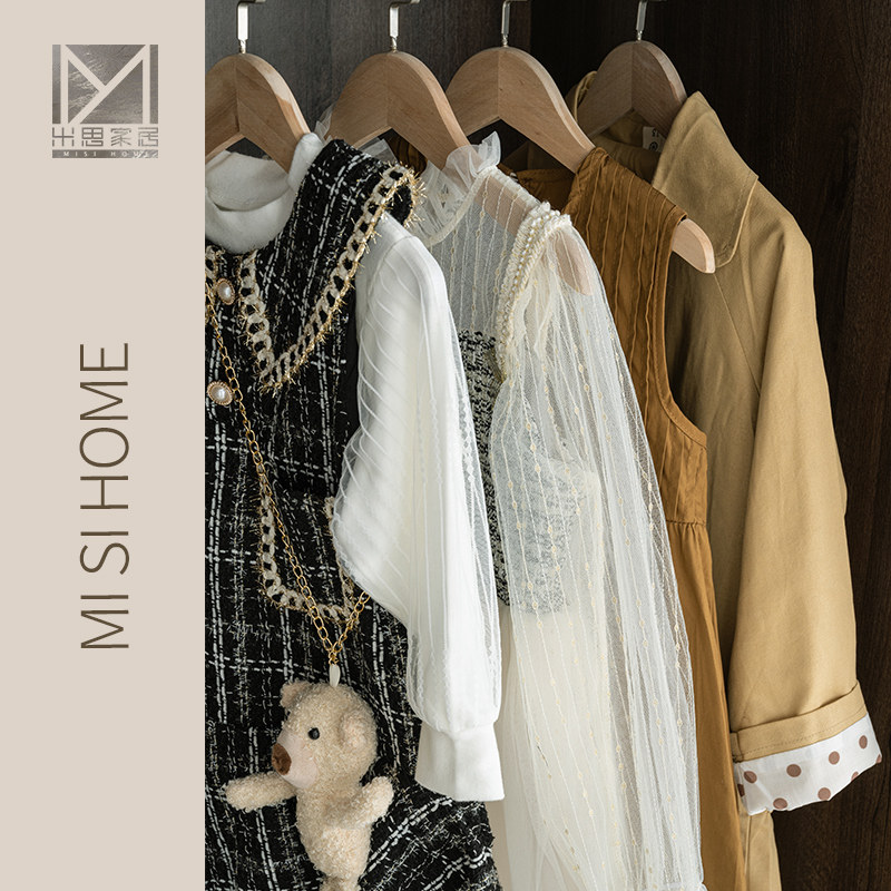 样板间儿童房衣柜摆件衣帽间软装饰品女孩公主房连衣裙卡通兔子包,淘宝优惠券,粉丝福利购,淘宝优惠卷