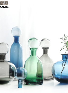 厨房展厅橱柜玻璃器皿软装饰品