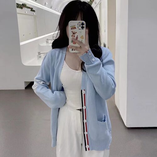 【赠退货宝】TNNE TB百搭四杠宽松V领休闲羊毛针织开衫男女款外套 - 图1