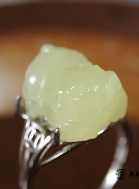 德玉珠宝貔貅戒指和田玉