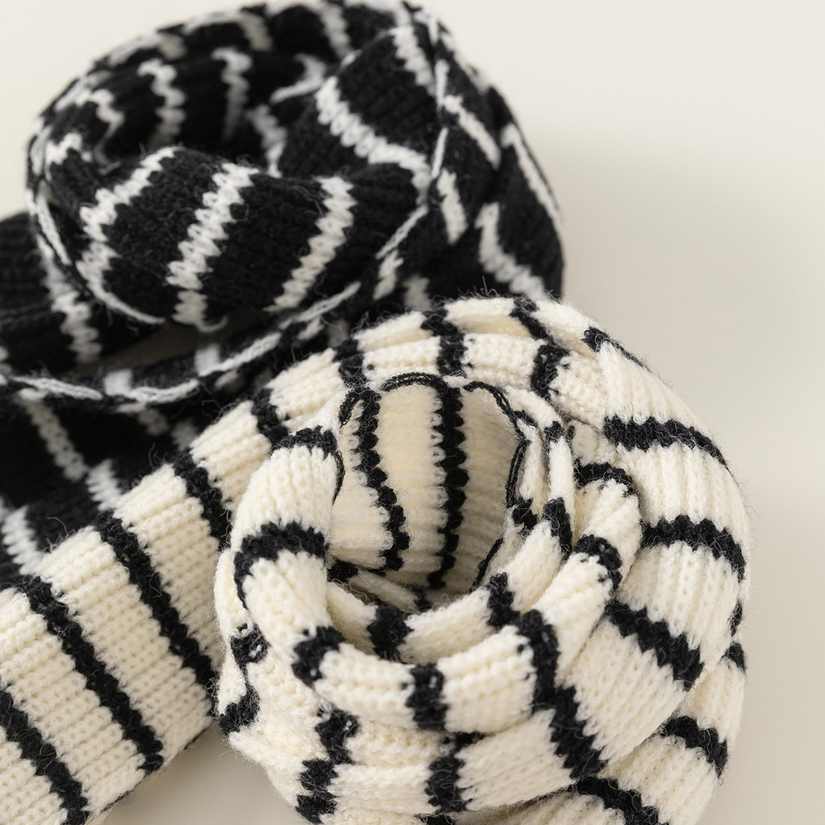 INSbobo儿童围巾男童2025秋冬新款围脖女孩保暖秋冬时尚搭配单品,淘宝优惠券,粉丝福利购,淘宝优惠卷