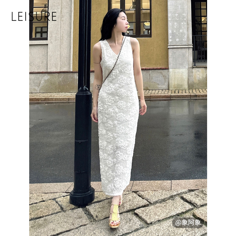 【蜜蜂服饰店】LEISURE夏季度假法式蕾丝背心裙显瘦气质连衣裙