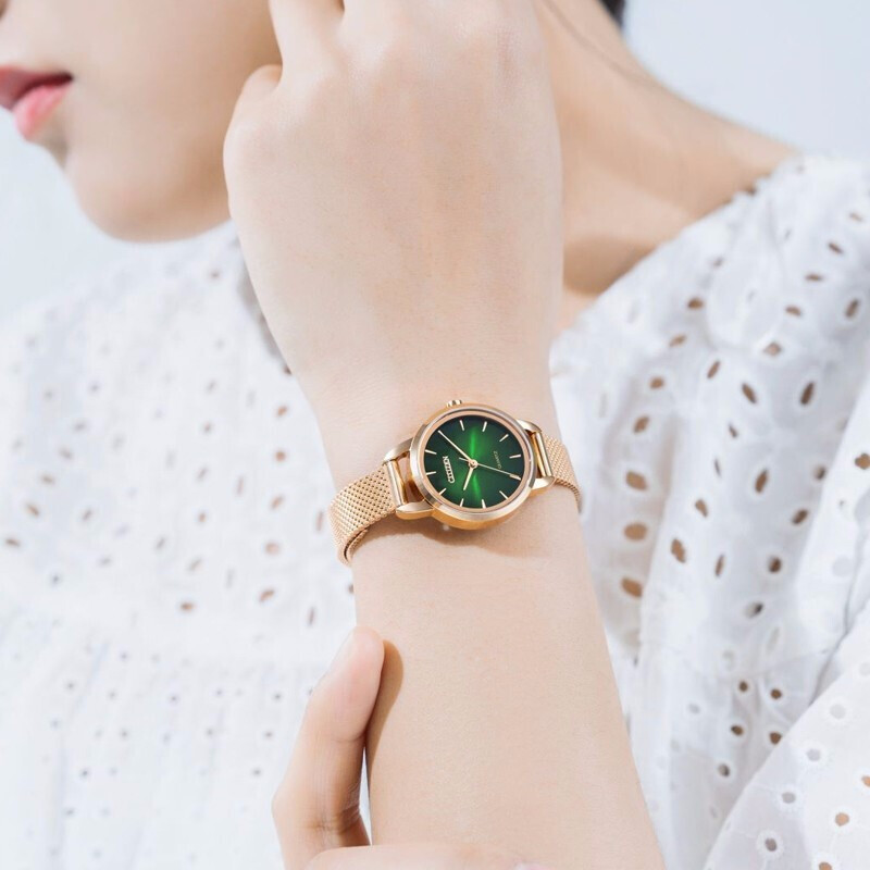 Directly operated fashion style stainless steel women's watch