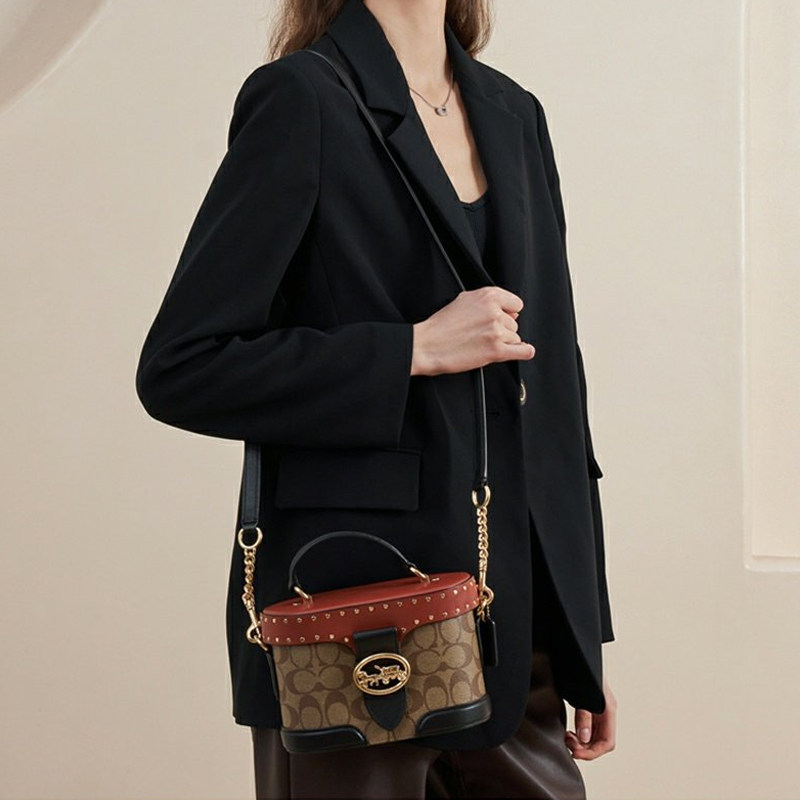  天猫国际自营时尚范女士包袋