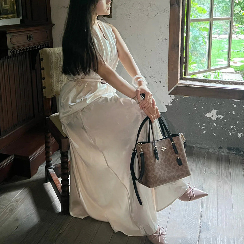 【自营】COACH/蔻驰MOLLIE茉莉25托特包女包单肩手提包节日礼物,淘宝优惠券,粉丝福利购,淘宝优惠卷