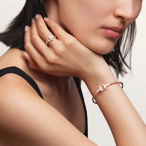 【自营】中古99新蒂芙尼T系列Wire 线圈戒指玫瑰金镶钻贝母戒指