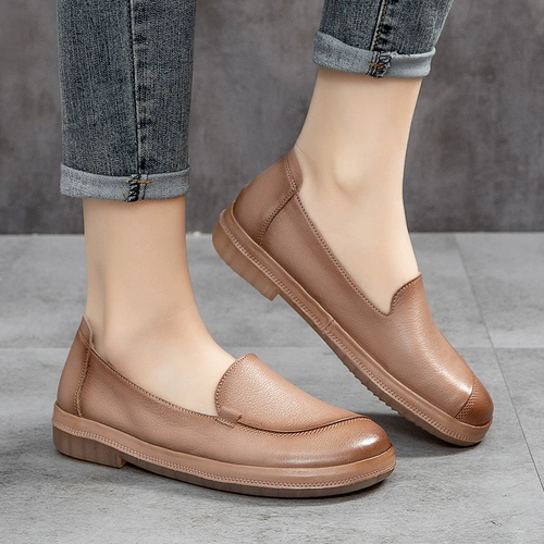 Комфортные универсальные туфли для матери, тренд сезона, из натуральной кожи, для среднего возраста, мягкая подошва