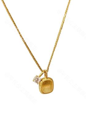 拉丝简约出游配饰中古小方糖金色