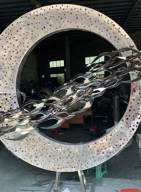 大型不锈钢雕塑定制月亮圆环金属镂空户外售楼部广场园林景观装饰