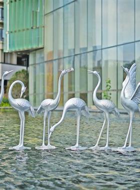 中式彷铜仙鹤雕塑摆件水池现代庭院园林景观装饰品大型玻璃钢模型