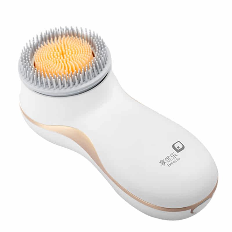  攀冠家居口腔服务