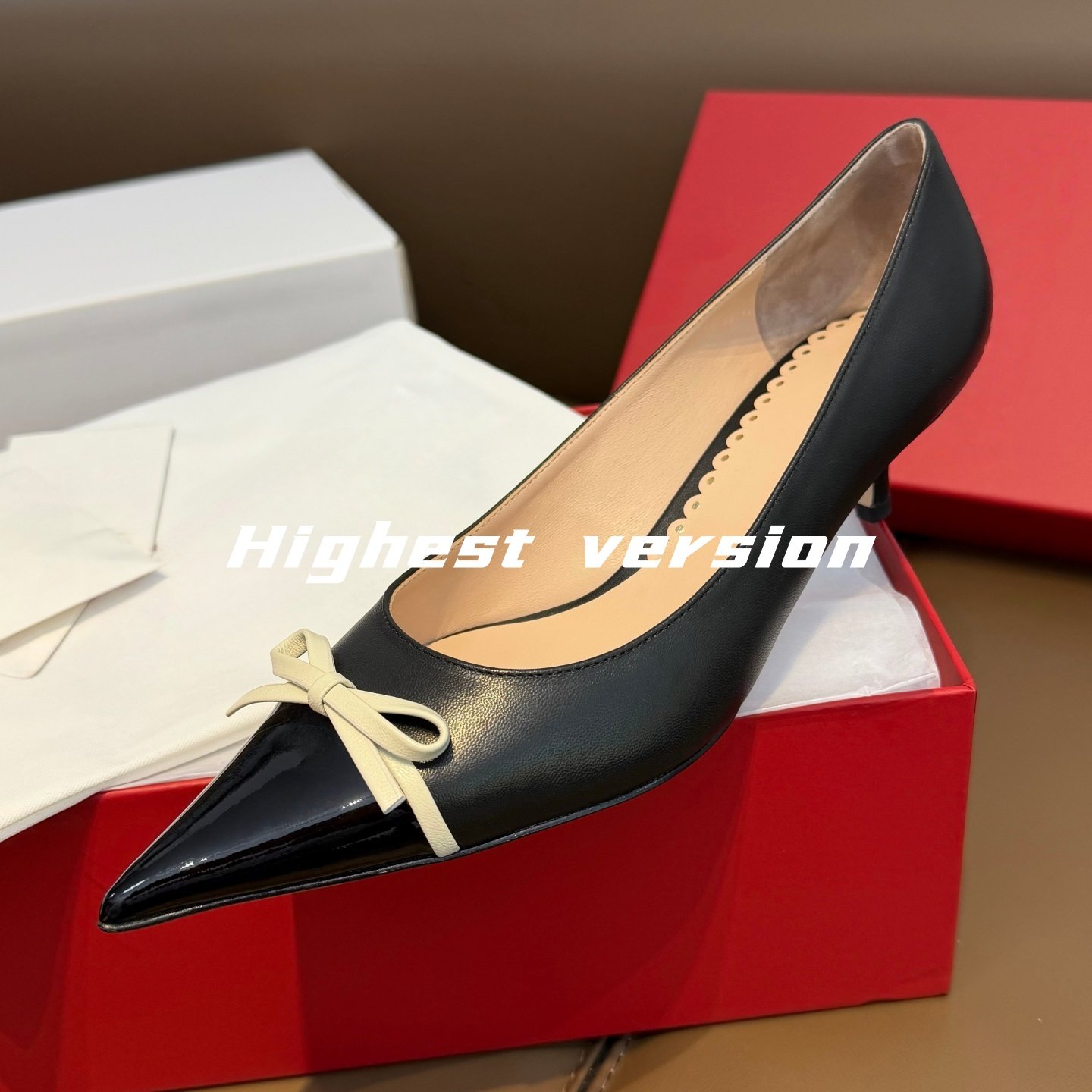 【Highest version】尖头V扣高跟鞋蝴蝶结细跟平底浅口通勤单鞋女,淘宝优惠券,粉丝福利购,淘宝优惠卷