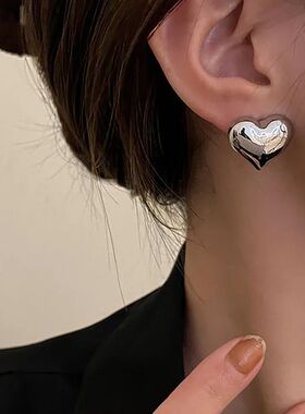Minimalist Silver Color Smooth LOVE Heart Stud Earrings for