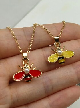 Bee Necklace Cute New Fashion Girl Women Necklace Golden