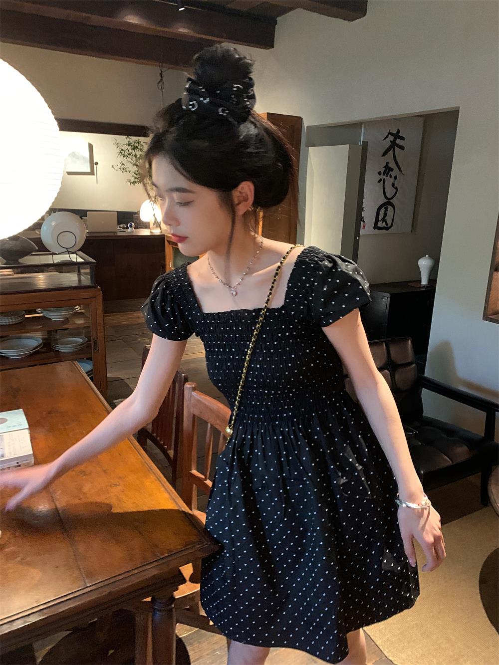 黑色方领波点连衣裙女夏季小个子收腰A字裙飞飞袖短裙高级感裙子