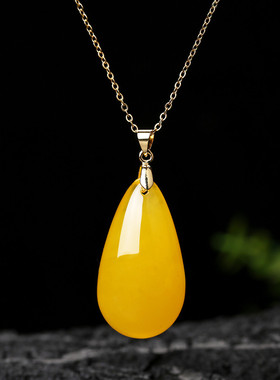 复古高级蜜蜡锁骨项链女短款琥珀水滴吊坠K金不褪色气质简约颈链