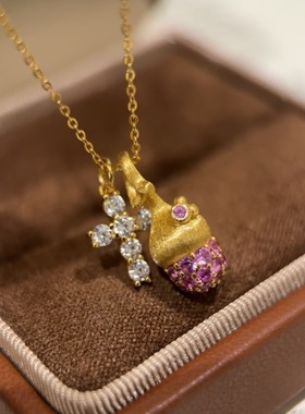 「闪爆十字架松果」纯银s999项链