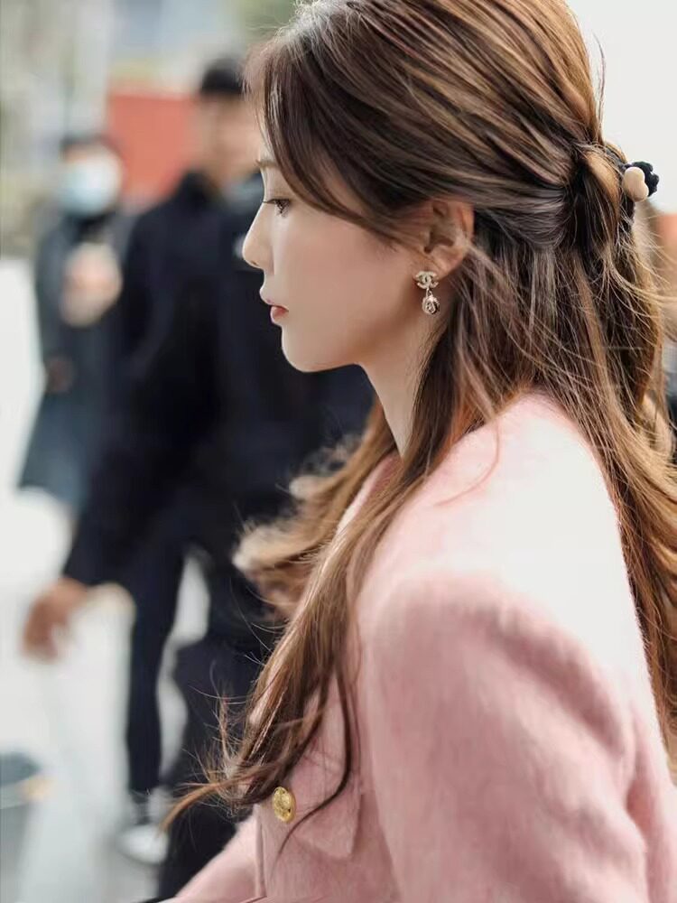 以爱为营白鹿郑书意同款粉色小香风外套女高级感气质甜美毛呢上衣