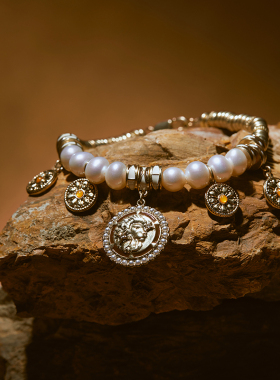 Riotlily/艾特里里莱奥娜系列手链原创设计款送女友圣诞礼物