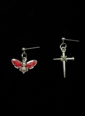 Vintage古着 Moth skeleton耳饰