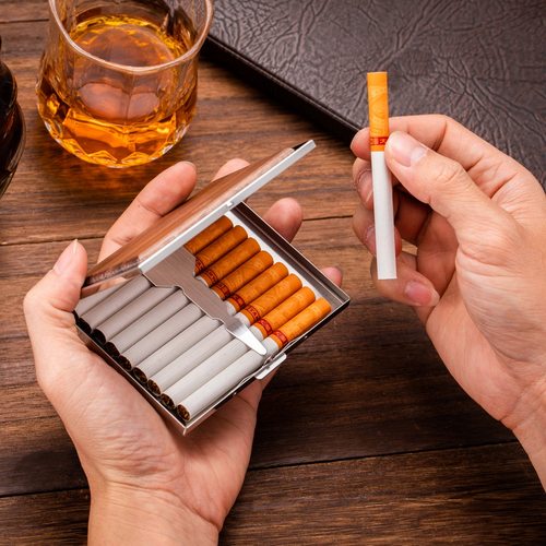 丹麦梵勒不锈钢中支烟盒男女士高档粗中细三用软包香烟盒薄款便携 - 图1