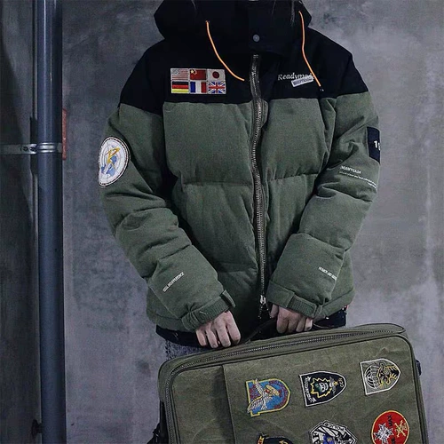 Ретро демисезонный пуховик, с вышивкой