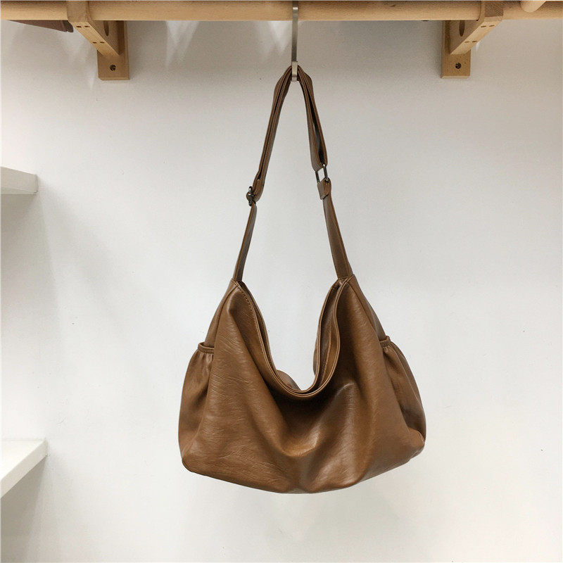 小脏柜 自制韩系小众软皮机车包宽肩带休闲运动风单肩斜挎托特包,淘宝优惠券,粉丝福利购,淘宝优惠卷