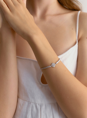 CINNLER山茶花拉丝925银菱格手链