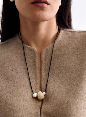 Céleste象果单珠项链女