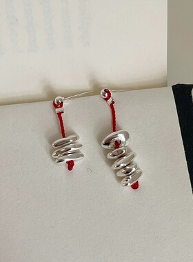 不对称红绳碎银子耳钉女小众设计感个性独特精致简约百搭耳环耳饰