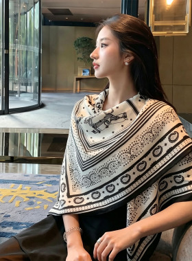 老钱风棉麻马鞍腰果花丝巾披肩女