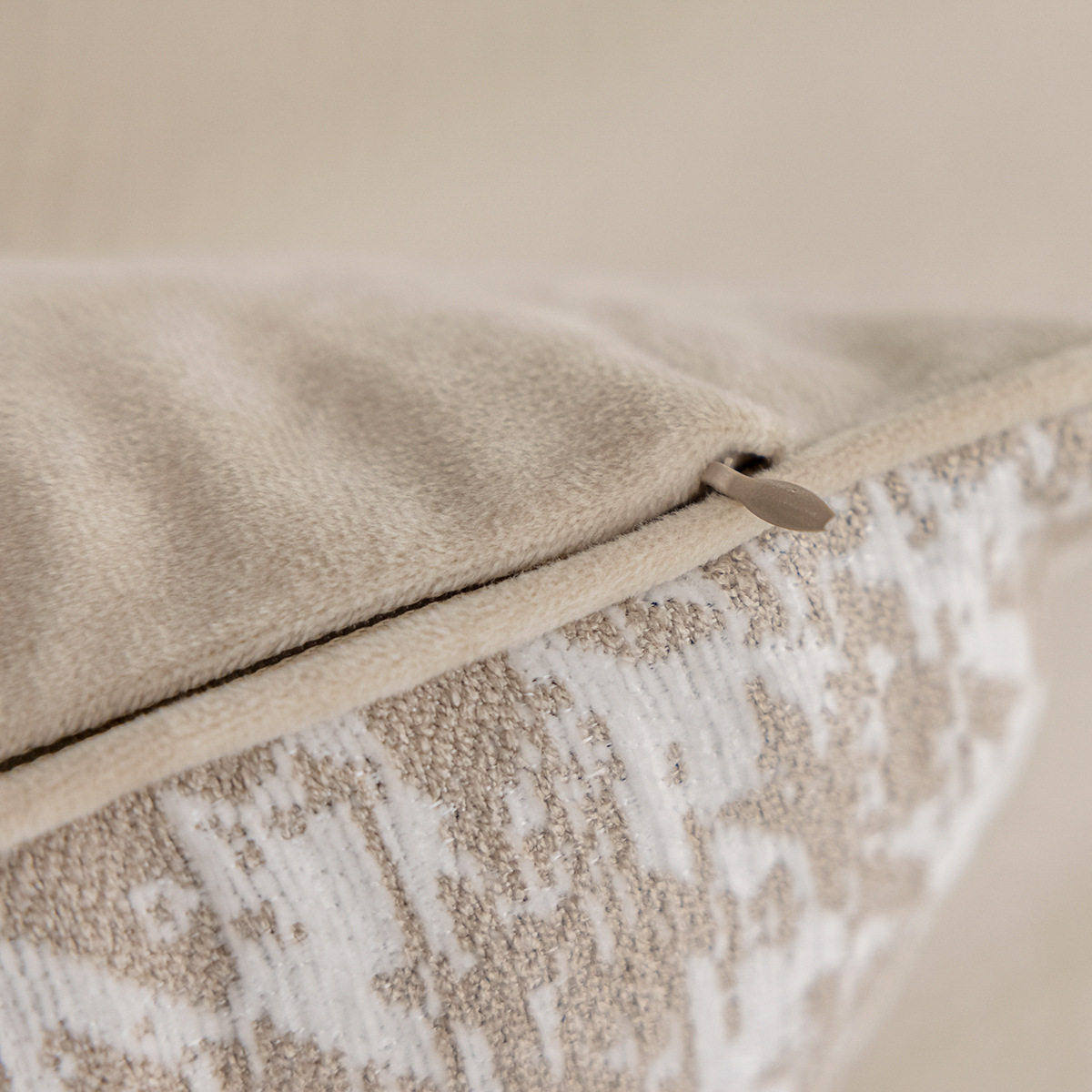 奶油色沙发靠ins北欧客厅样板间腰枕新中式床上靠背千鸟格抱枕套,淘宝优惠券,粉丝福利购,淘宝优惠卷