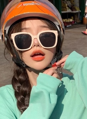 复古jennie同款高颜值墨镜女款夏季海边度假方形大框街拍太阳眼镜