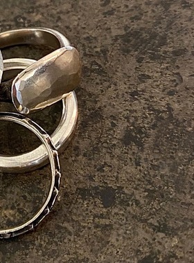 wm风格手工锤击做旧纯银组合指环