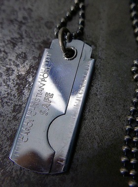 做旧刻字刀片造型不锈钢项链